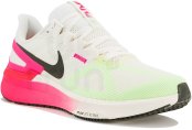 Nike Structure 25 