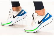 Nike Structure 25 M