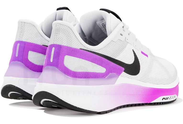 Nike Structure 25