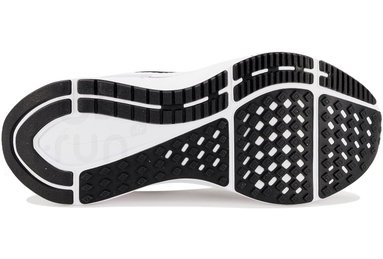Nike Structure 25