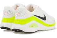 Nike Structure 26