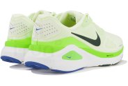 Nike Structure 26