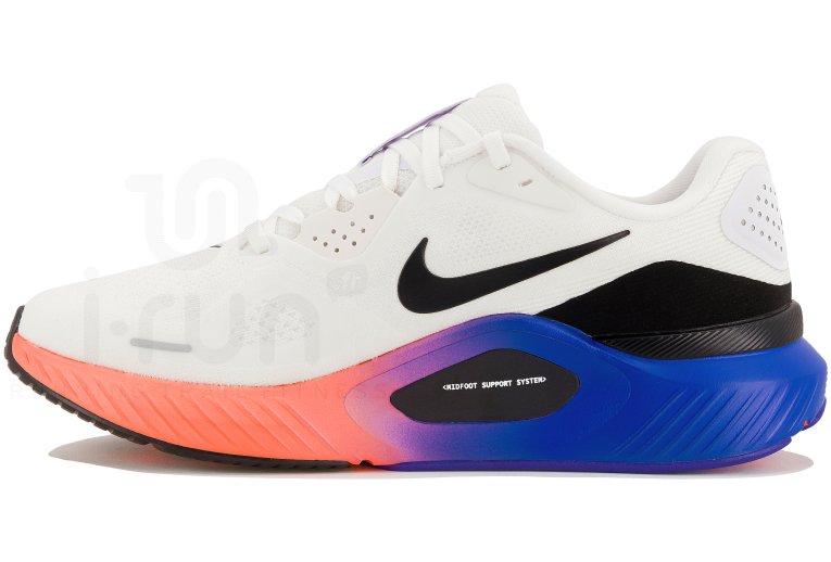Nike Structure 26 