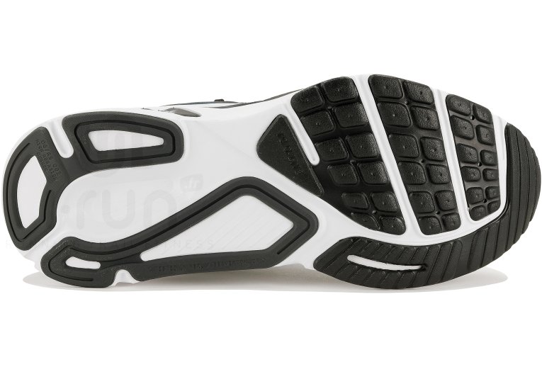 Nike Structure Plus