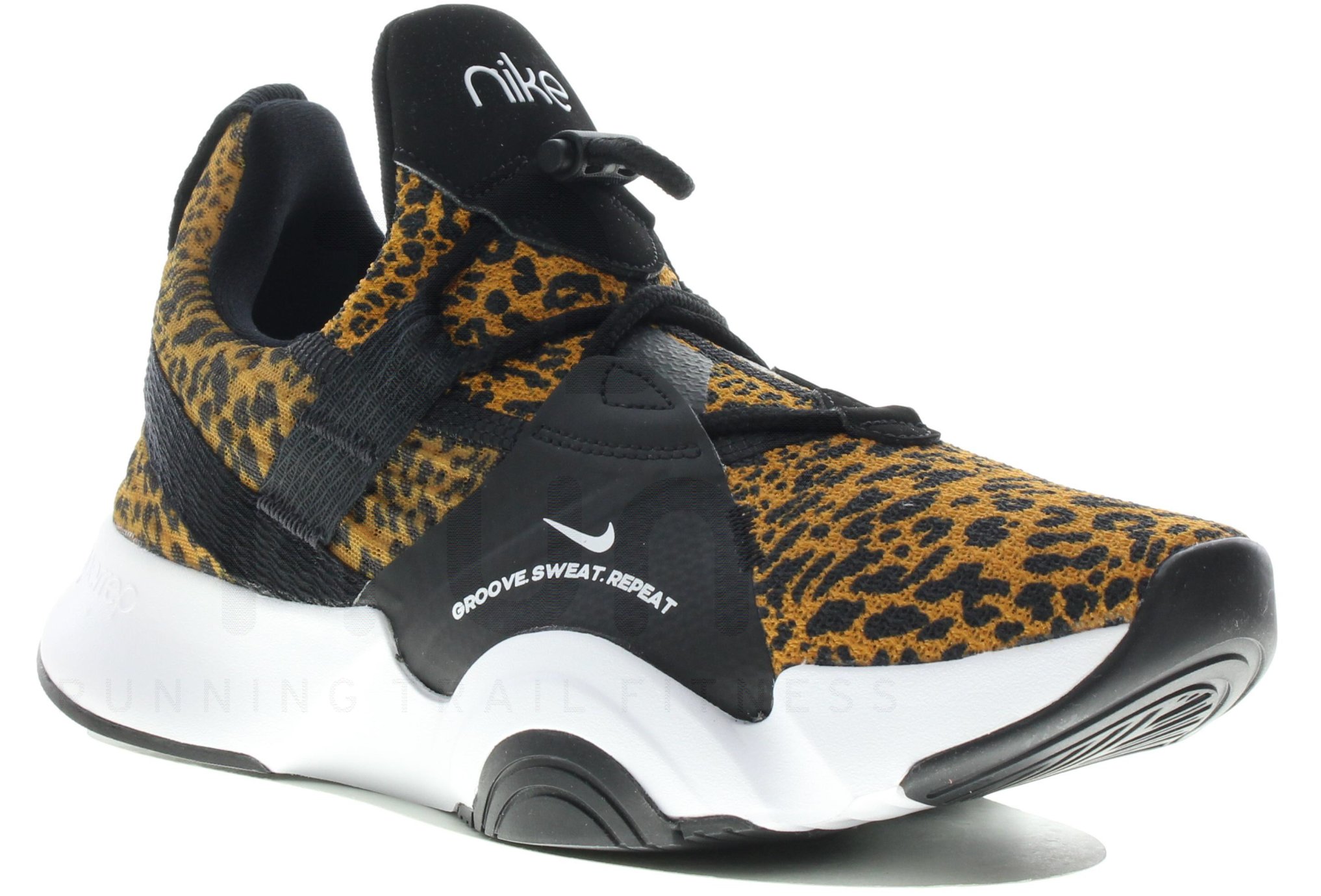 Nike SuperRep Groove