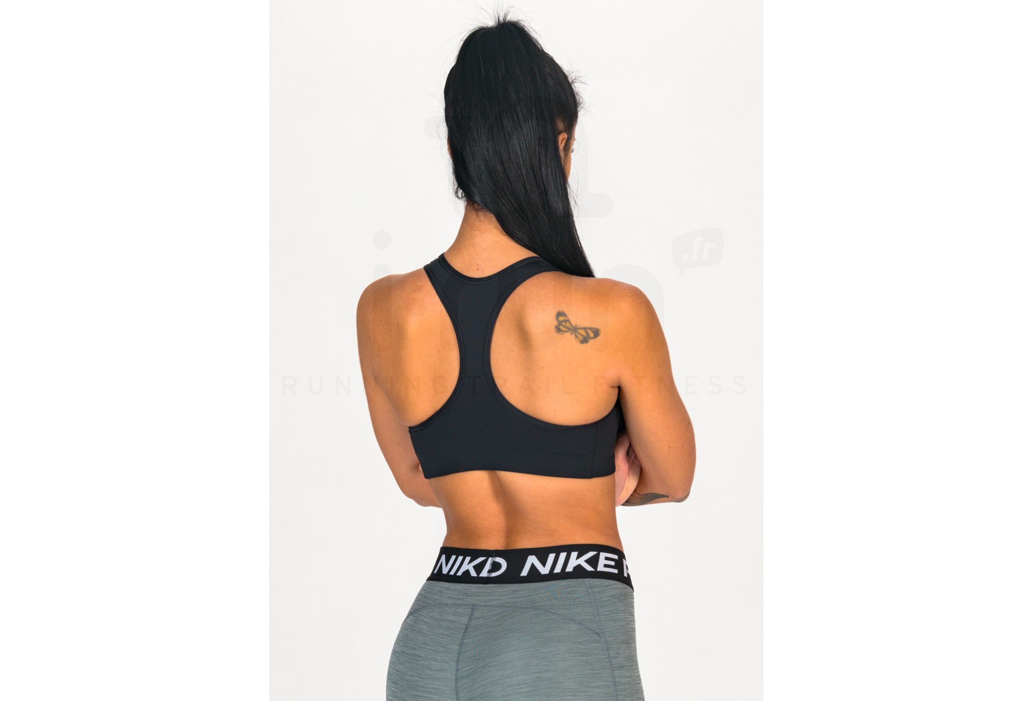 Nike Swoosh Futura
