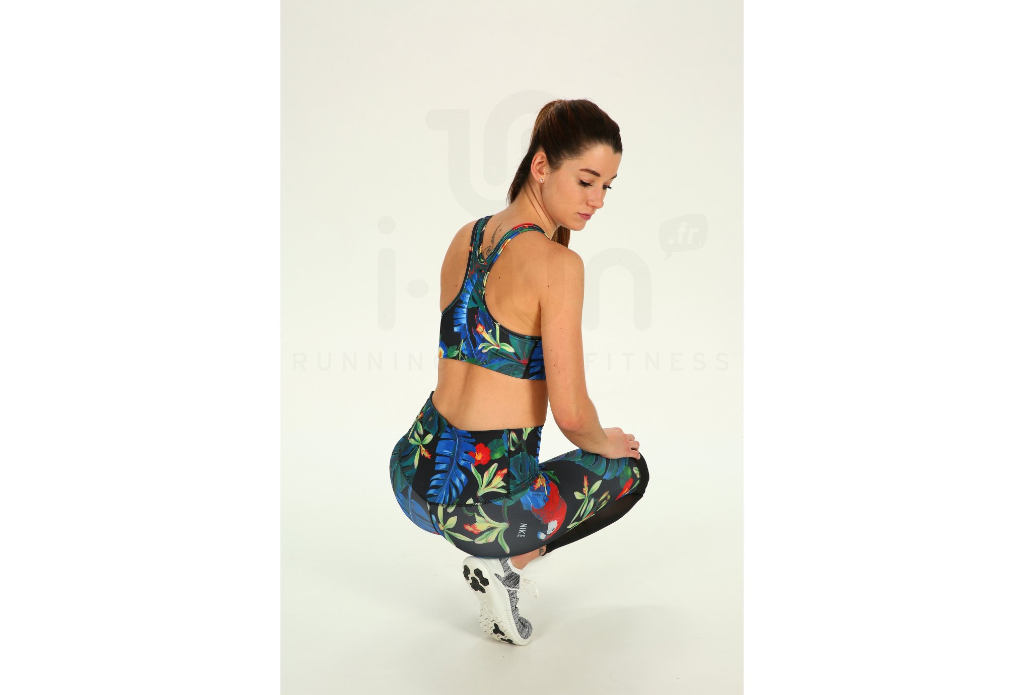 Nike Sujetador deportivo Swoosh Hyper Tropical