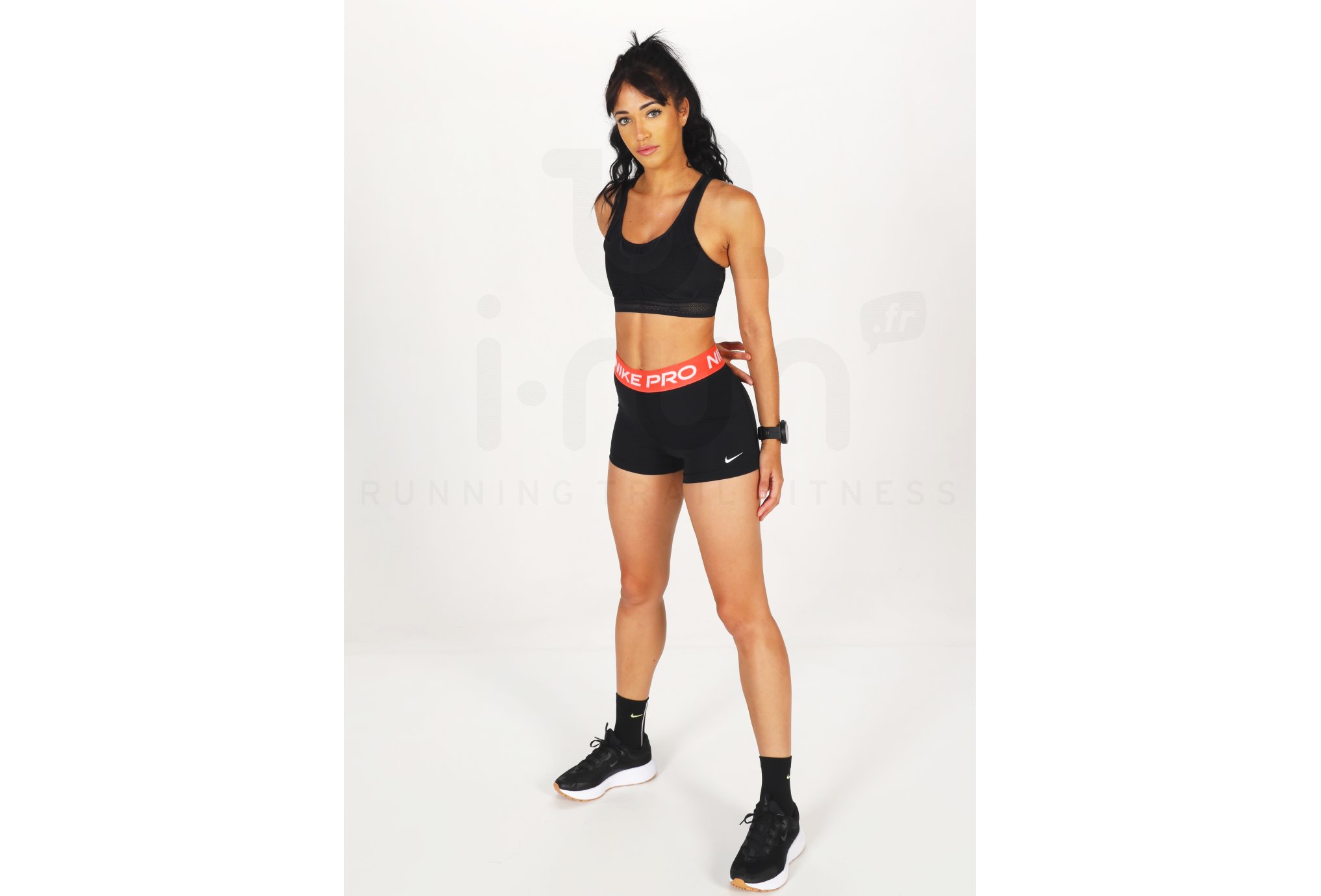 Nike Swoosh UltraBreathe