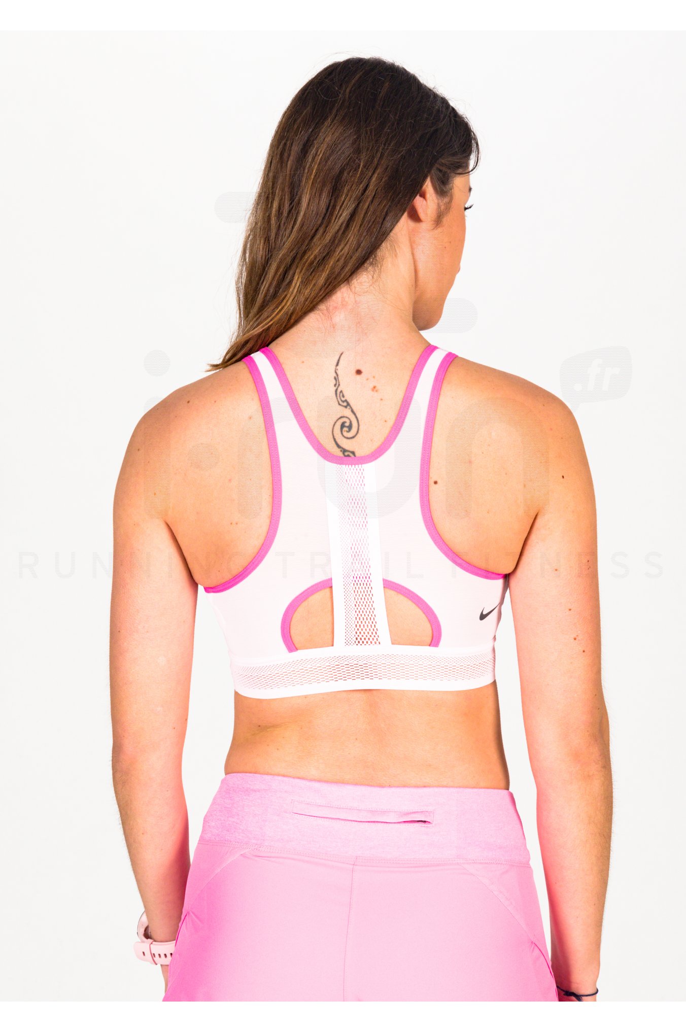 Nike Swoosh UltraBreathe 
