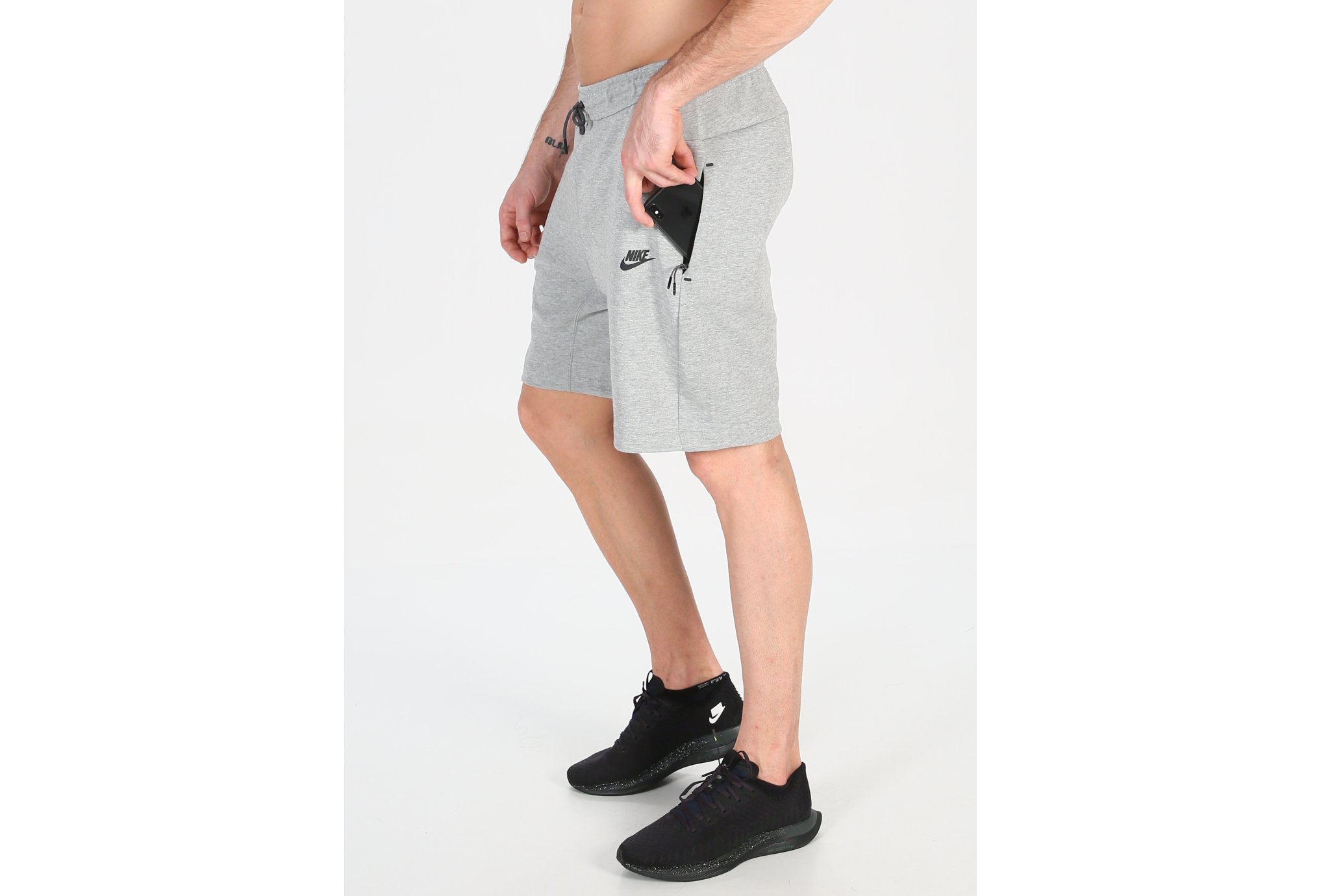 Nike Pantal�n corto Tech Fleece