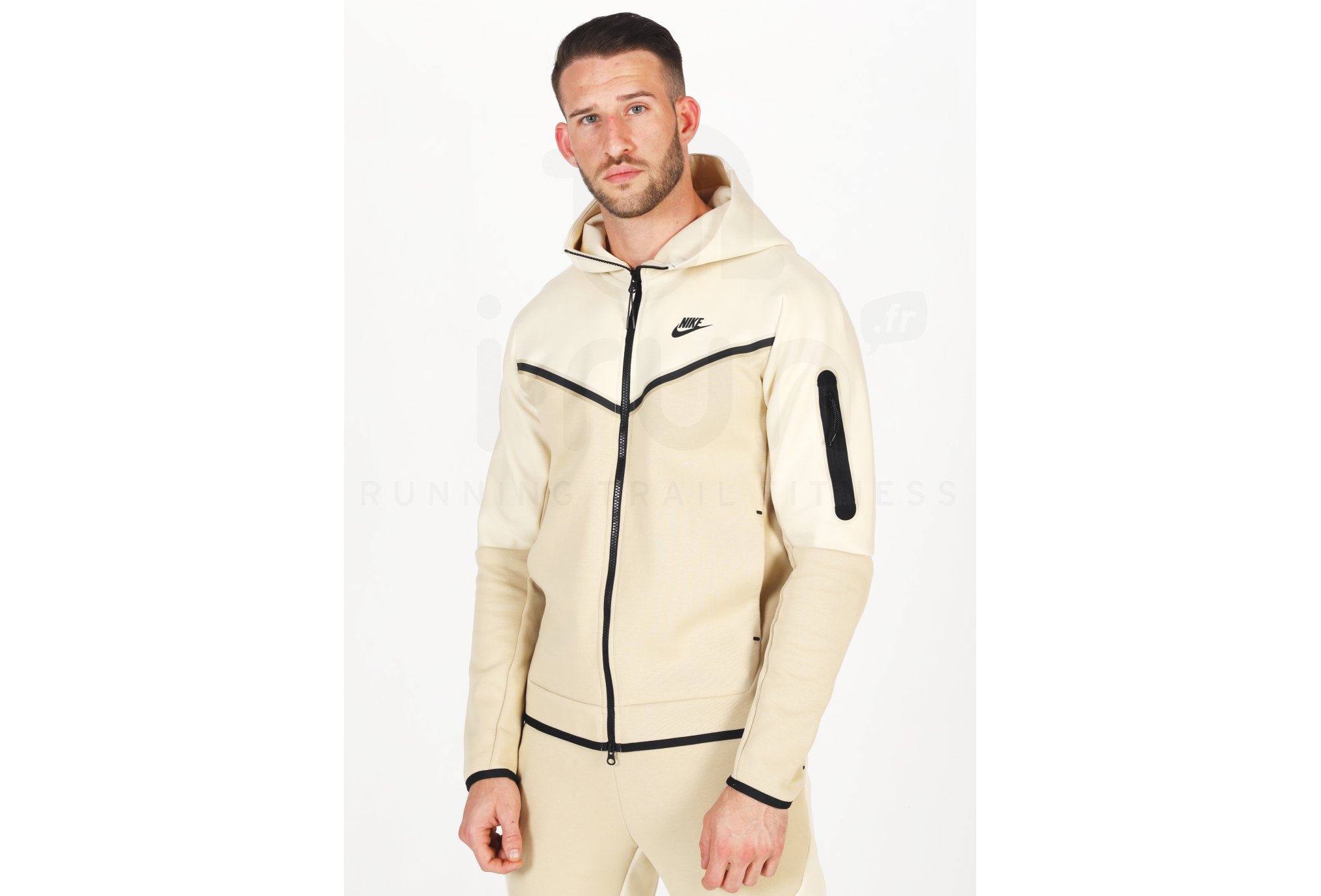 Nike chaqueta Tech Fleece