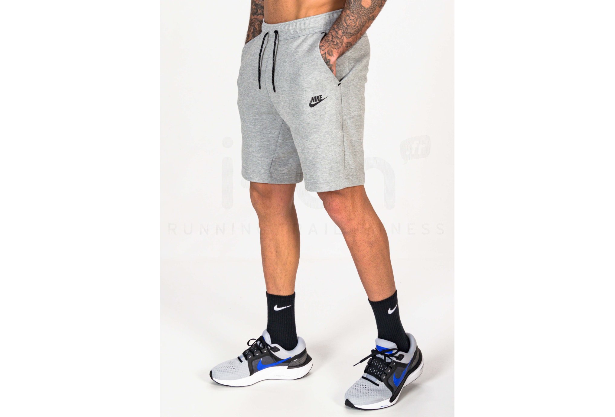 Nike pantal�n corto Tech Fleece