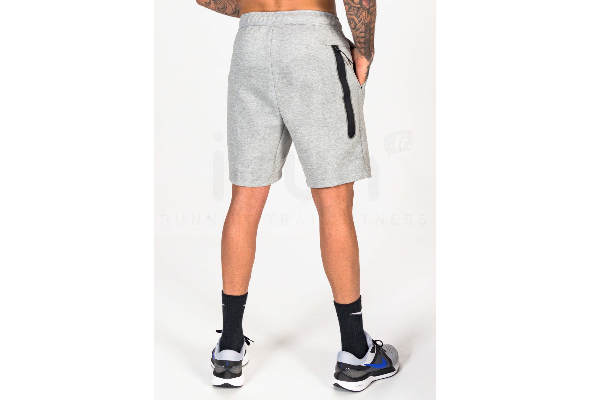 Nike pantal�n corto Tech Fleece