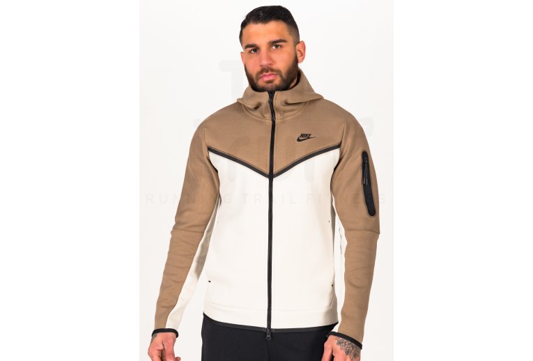 Nike chaqueta Tech Fleece
