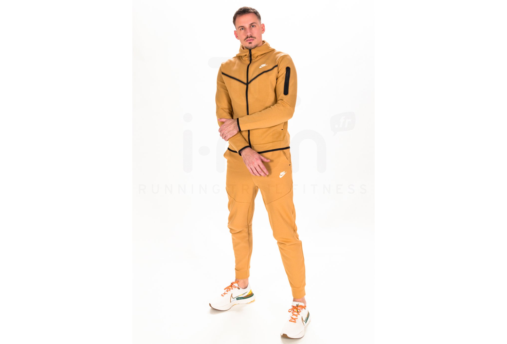 Nike Tech Fleece M