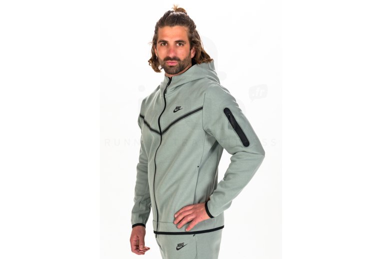 Nike Tech Fleece M