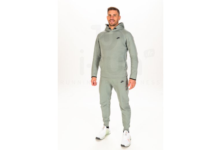 Nike Tech Fleece M