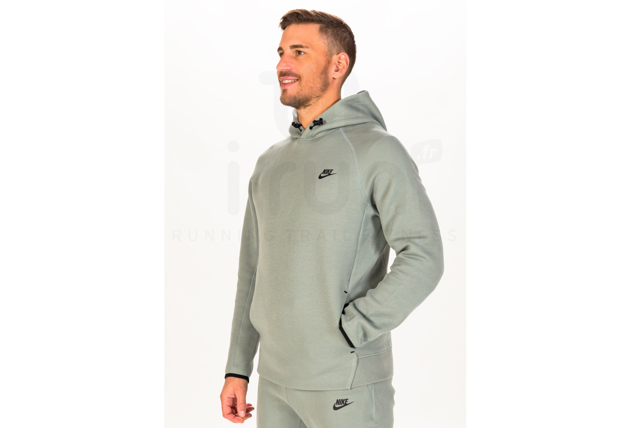 Nike Tech Fleece M