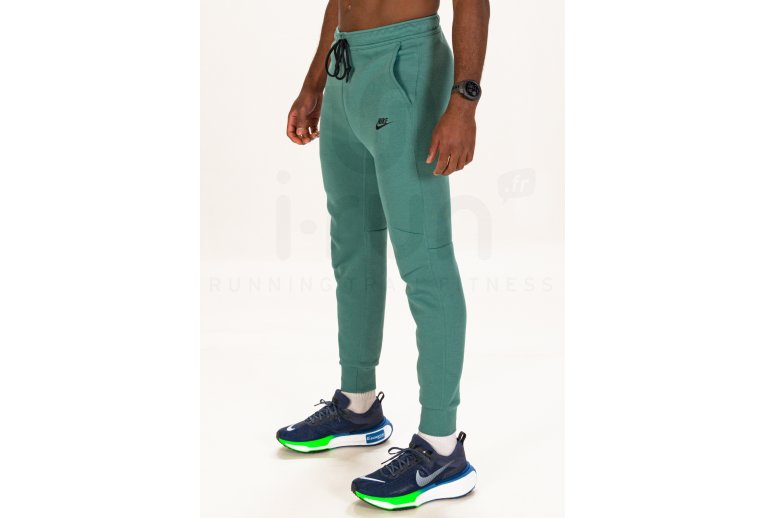 Nike Tech Fleece M