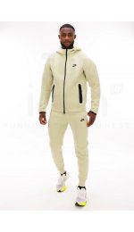 Nike Tech Fleece M