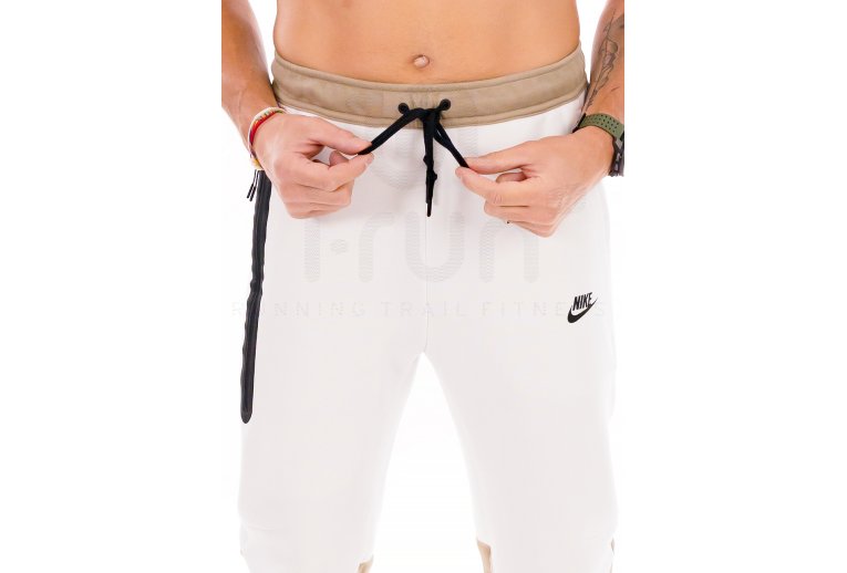 Nike Tech Fleece M
