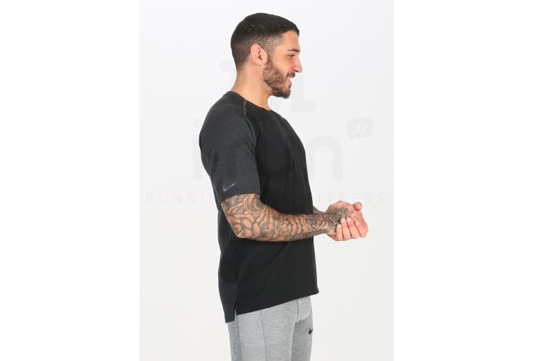 Nike camiseta manga corta Tech Pack