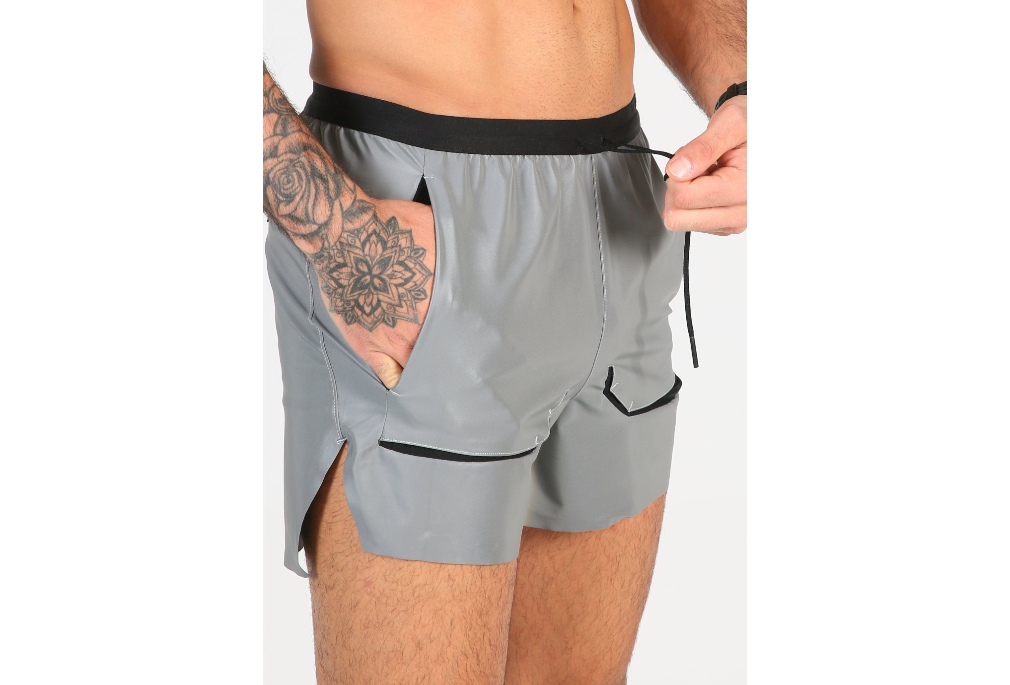 Nike pantal�n corto Tech Pack Ultra