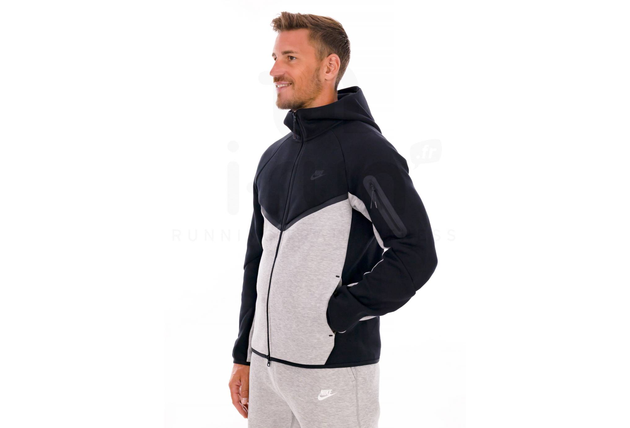 Nike Tech Windrunner