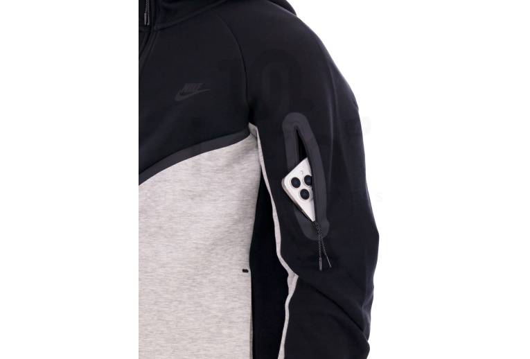 Nike Tech Windrunner
