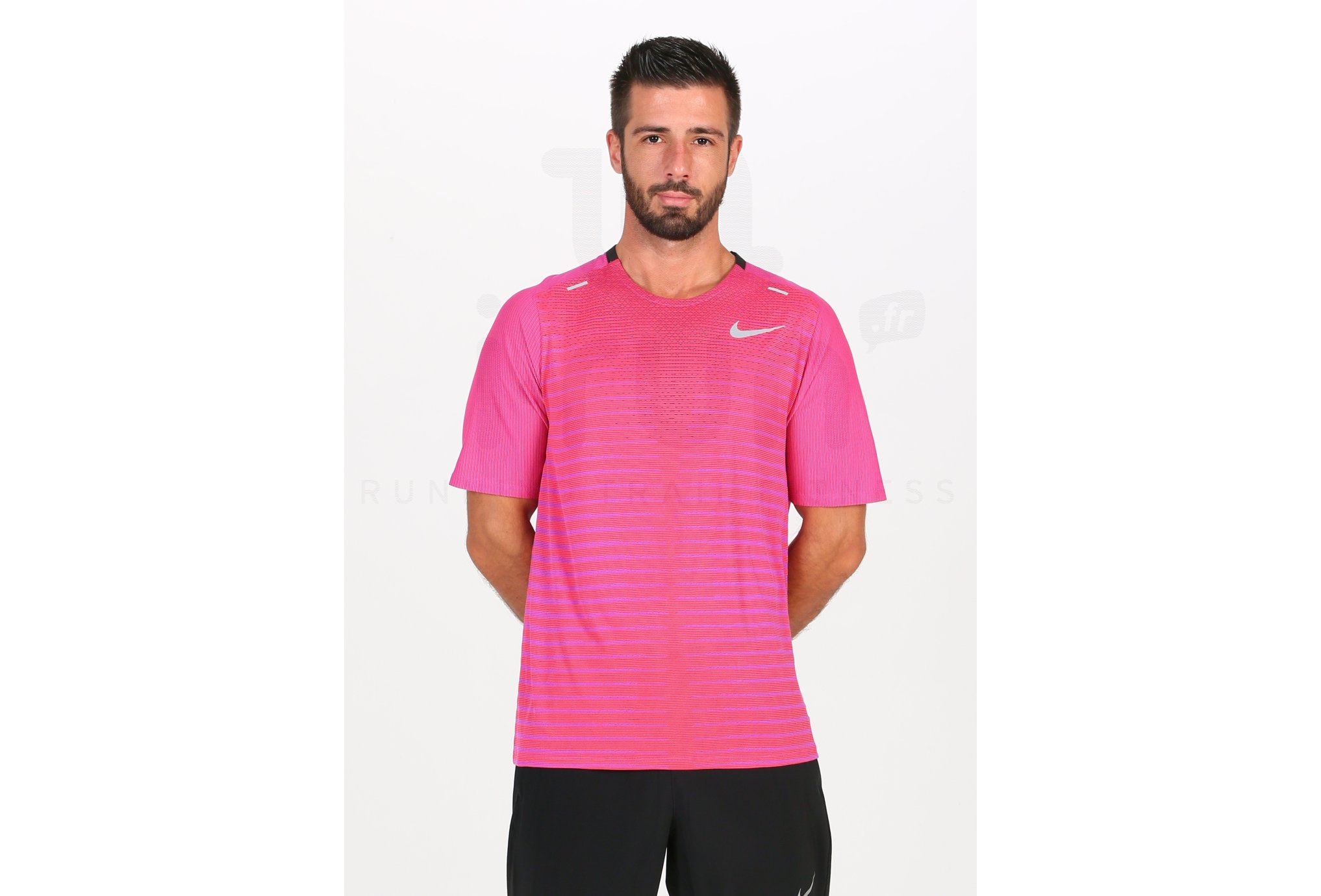Nike camiseta manga corta TechKnit Future Fast