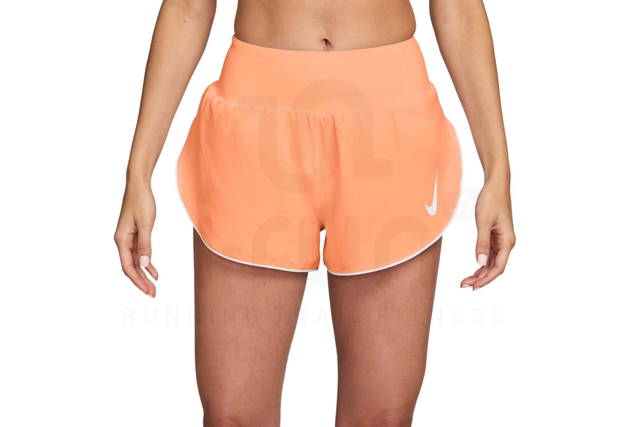 Nike Tempo Flow Swoosh