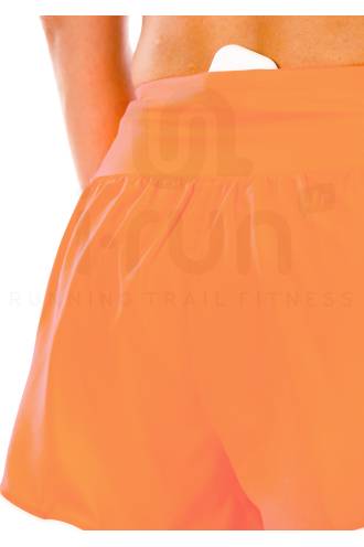 Nike Tempo Flow Swoosh 