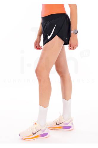 Nike Tempo Flow Swoosh 