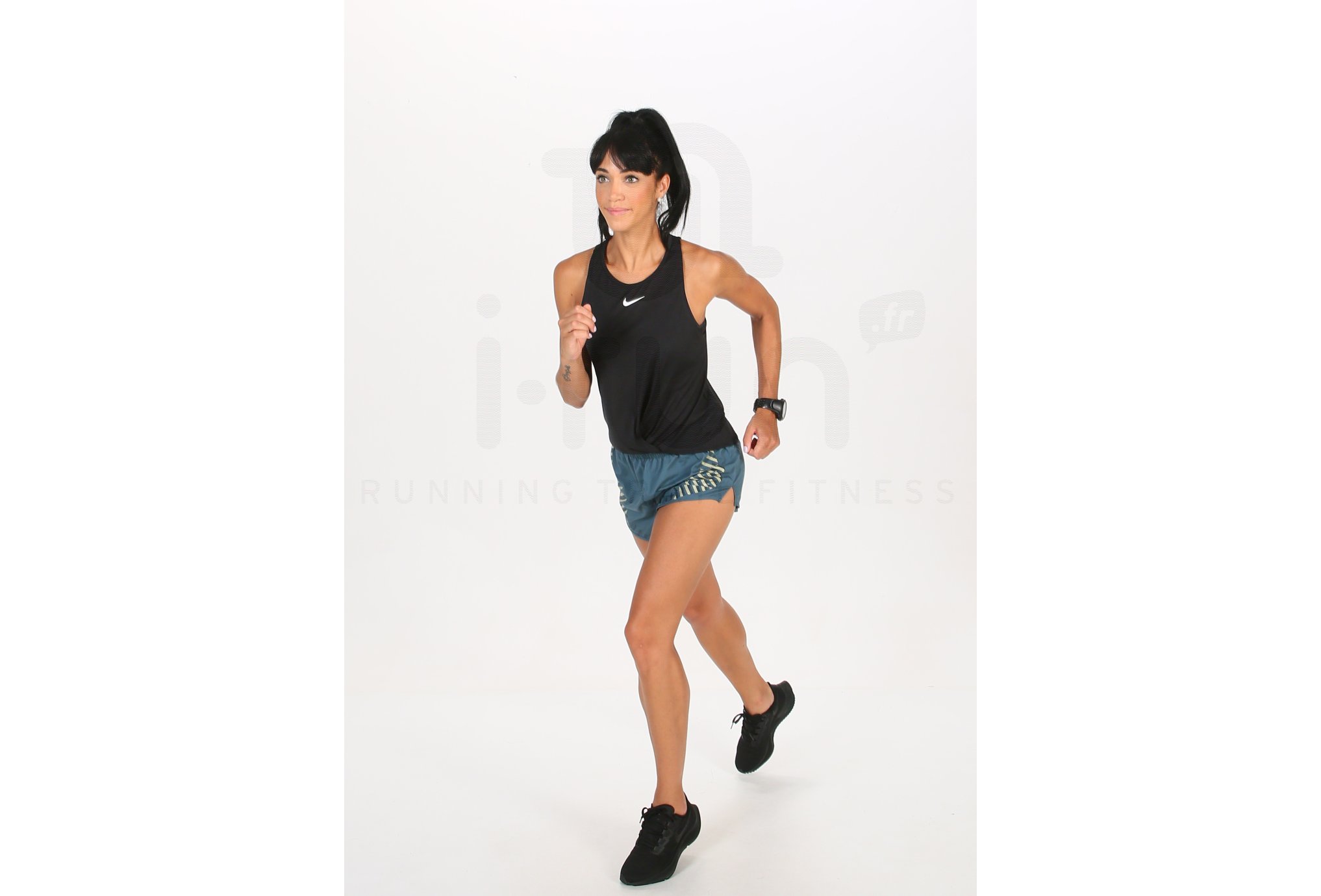 Nike pantal�n corto Tempo Lux Runway