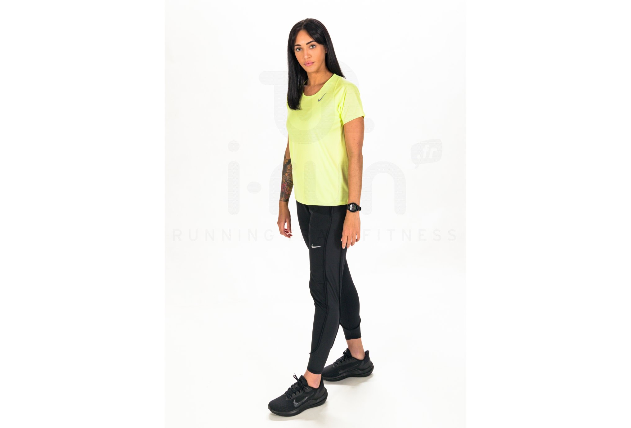 Nike Therma-FIT Essential W