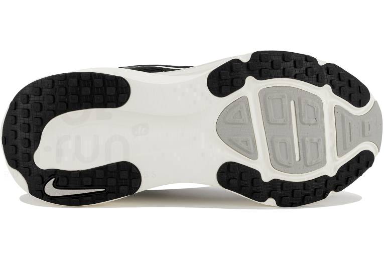 Nike Vomero 18 