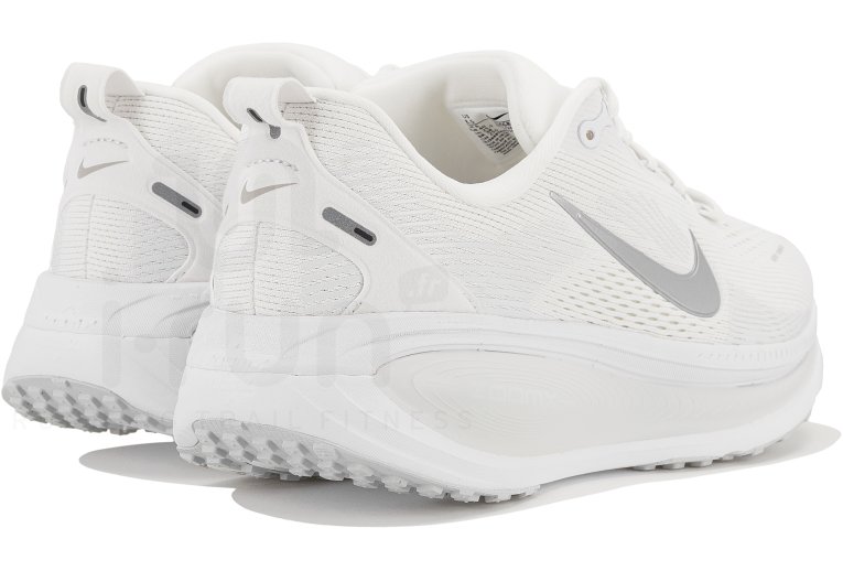 Nike Vomero 18 