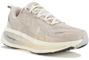 Nike Vomero 18 Light Within 2.0