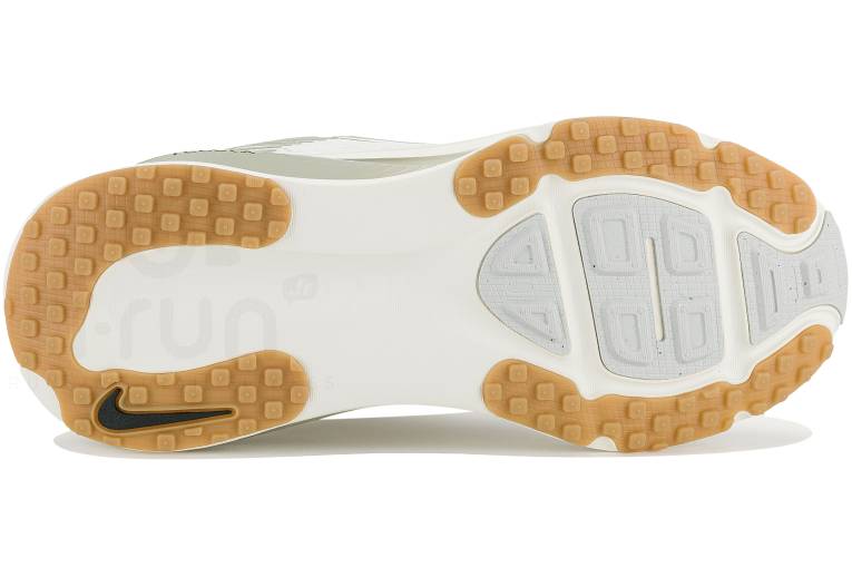 Nike Vomero 18 
