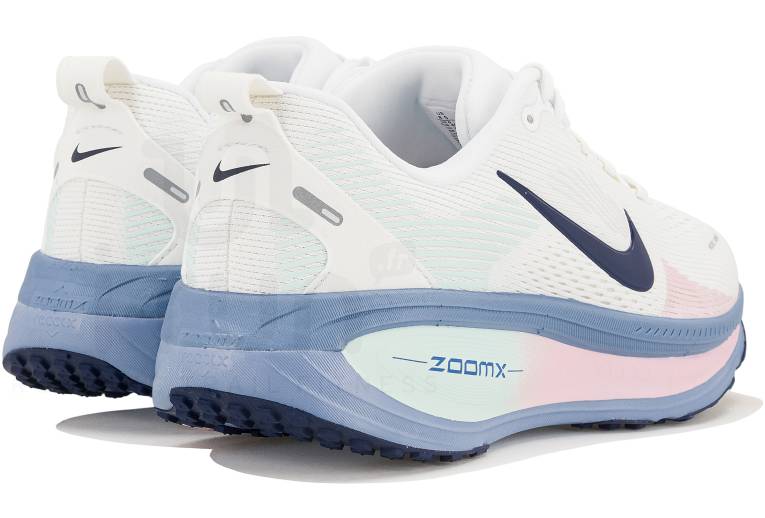 Nike Vomero 18 