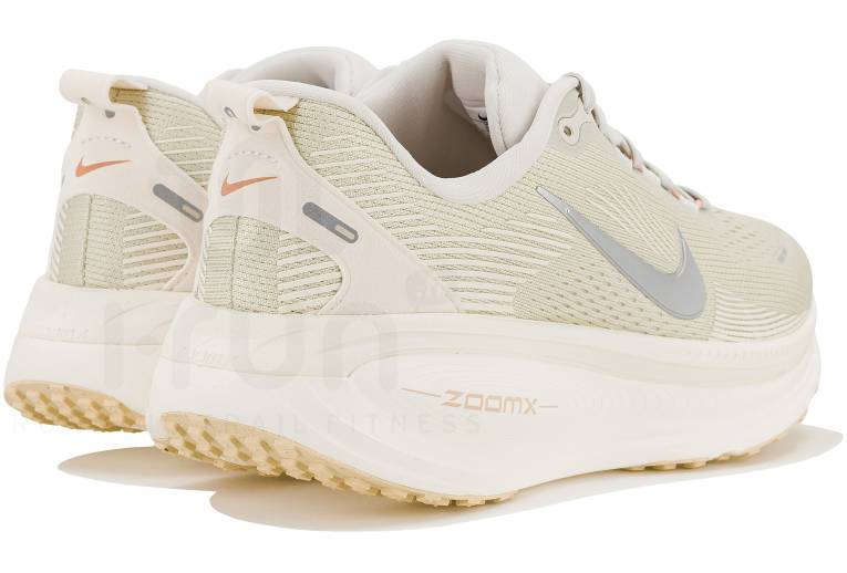 Nike Vomero 18 