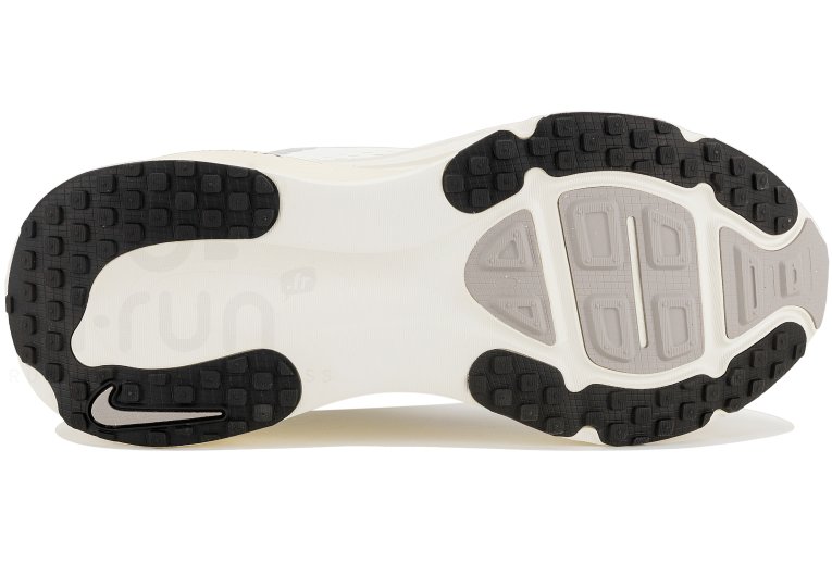 Nike Vomero 18 