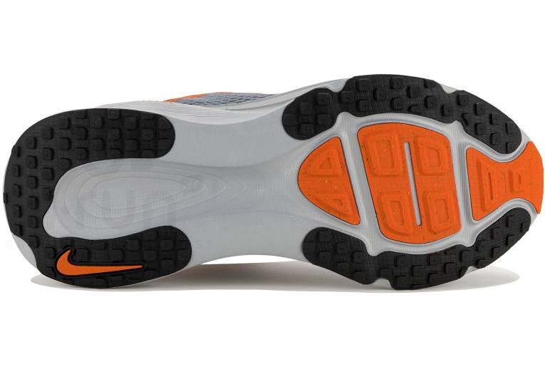 Nike Vomero 18
