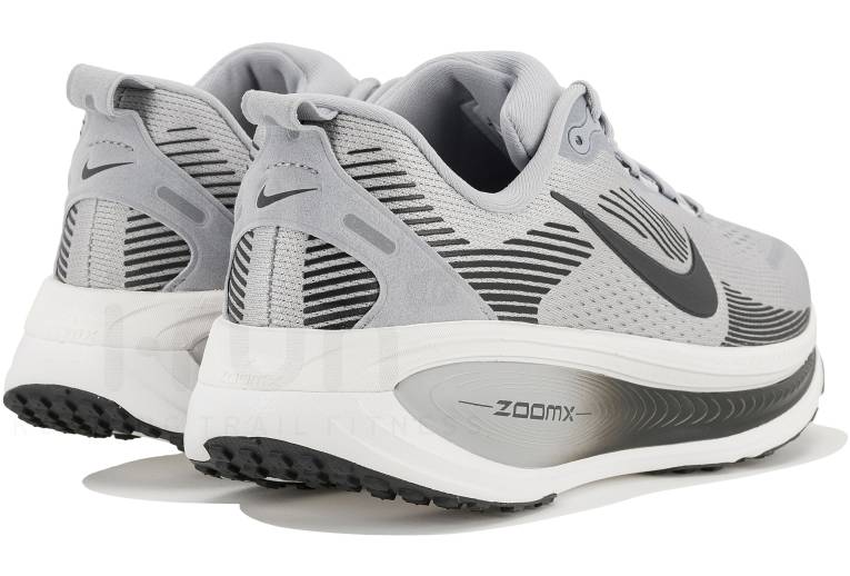 Nike Vomero 18