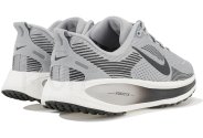 Nike Vomero 18
