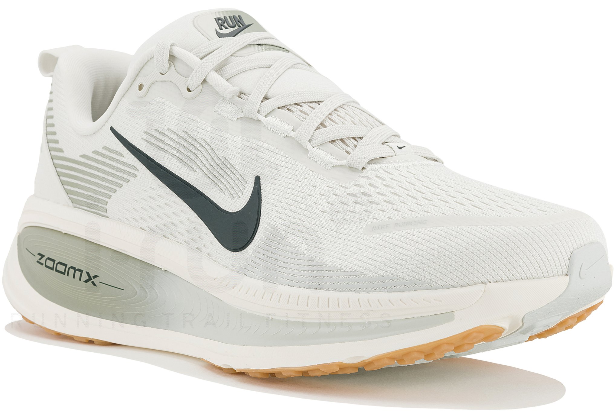 Nike Vomero 18 
