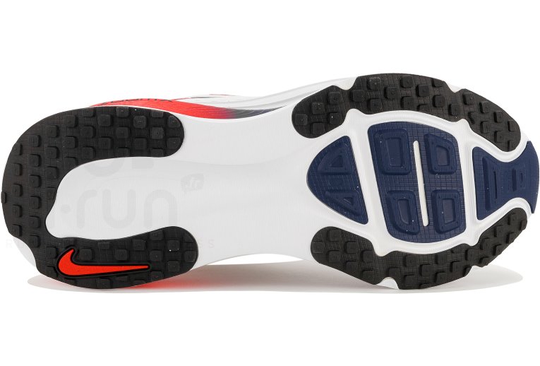 Nike Vomero 18 