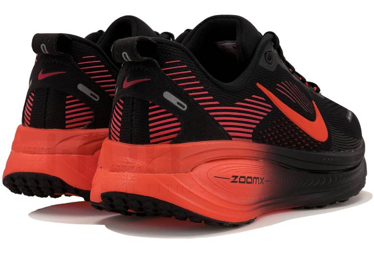 Nike Vomero 18 