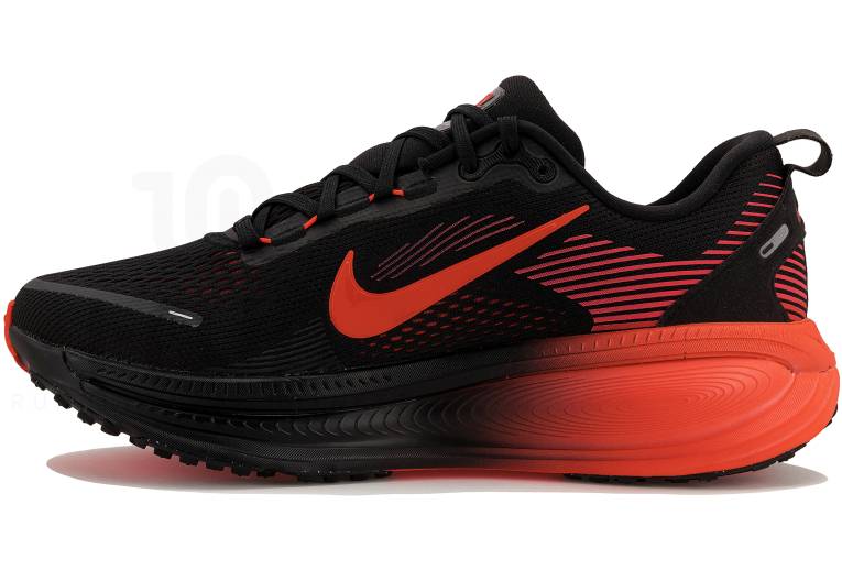 Nike Vomero 18 