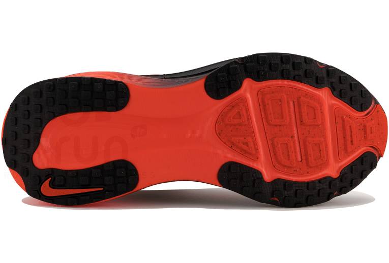 Nike Vomero 18 